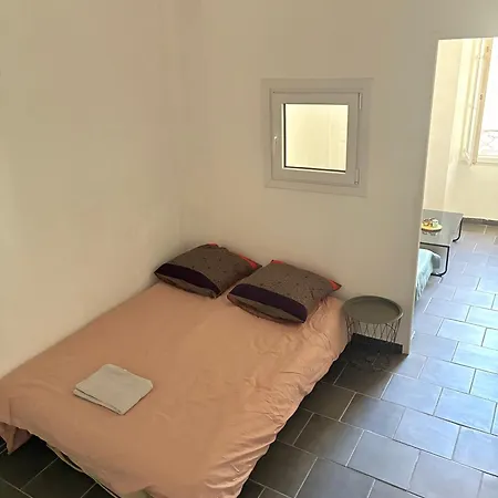T2 Cosy Centre De Апартаменты *
